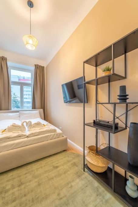 Josef's I Mini I Metro Access Appartement *